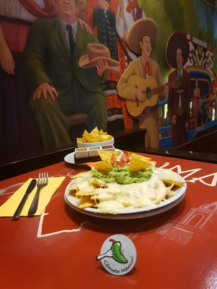 Nachos con Guacamole